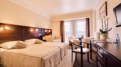 Nakvynė viešbutyje-aurora prie jūros 03